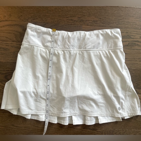 Lululemon Skirt - Picture 5 of 7